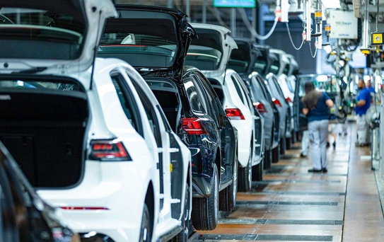Otomotiv devinden tarihi küçülme adımı! Model sayısı yarıya inecek