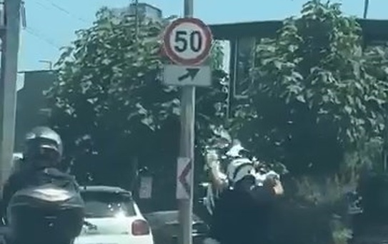 Esenyurt'ta Tehlikeli Motosiklet Gösterisi