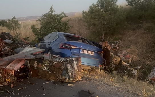Kırıkkale'de Tır Devrildi, Sürücü Yaralandı - sondakika.com