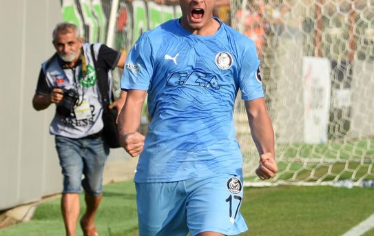 Karşıyaka Transfer Hamlesine Devam Ediyor