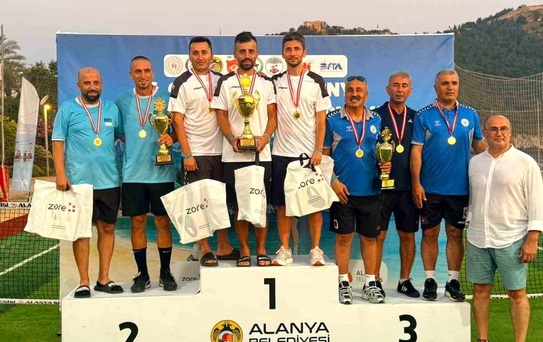 Alanya Futnet'te zirveyi bırakmadı