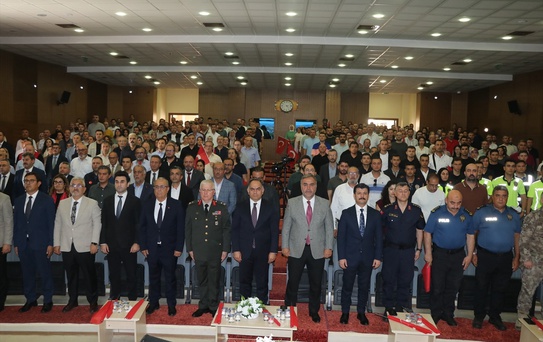Çankırı'da 'İrade Bizim, Vatan Bizim' Konferansı