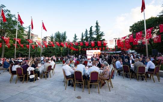 15 Temmuz Anma Programı: Şehitler ve Gaziler Onurlandırıldı