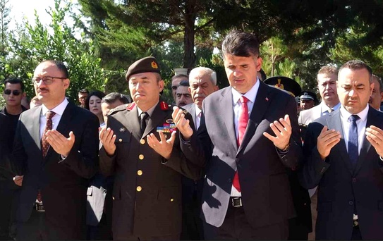 Kilis'te 15 Temmuz Şehitliği'nde Anma Töreni