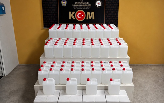 Sakarya'da Sahte İçki Operasyonu