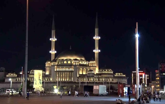 15 Temmuz'un 10. yılında camilerden sela