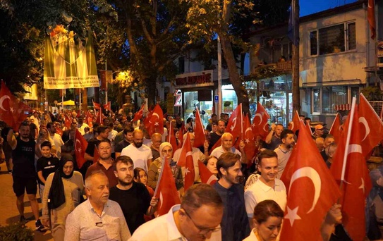 İznikliler 15 Temmuz'un 10. yıl dönümünde Milli İrade Meydanı'nda buluştu