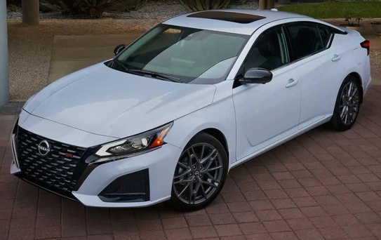 Nissan, 34 yıllık efsane modelini üretimden kaldırıyor