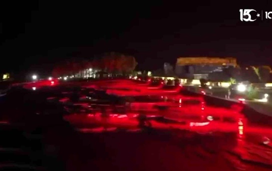 Pamukkale ve Hierapolis, 15 Temmuz'da Türk bayrağının renkleriyle aydınlatıldı