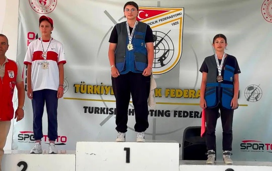 Sivaslı Sporcular Trap Atıcılıkta Başarı Elde Etti