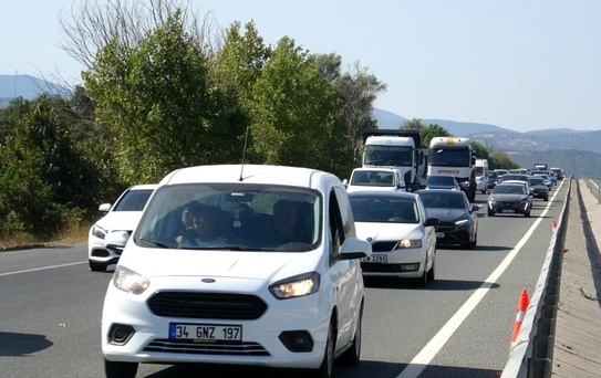 Balıkesir'de Trafiğe Kayıtlı Araç Sayısı 711 Bin 849'a Ulaştı