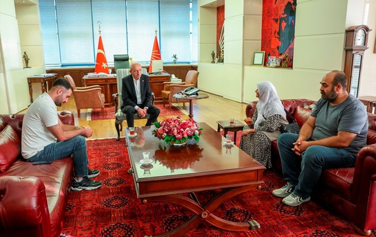 Kılıçdaroğlu'ndan Narin Güran'ın Ailesine Destek