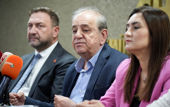 CHP'de Yönetim Süreci Devam Ediyor