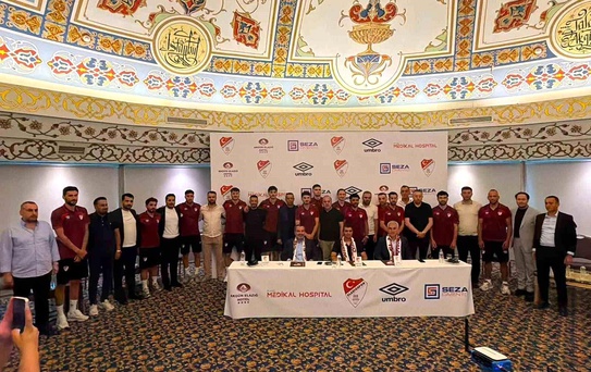 Elazığspor'da imza töreni düzenlendi