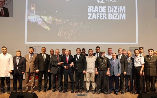 Afyonkarahisar'da Bağımsız Türkiye Konferansı