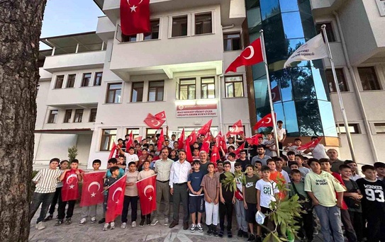 Menteşe'de şehitler için anlamlı yürüyüş