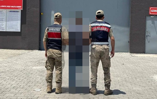 Silahla Tehditten Aranan Şahıs Yakalandı