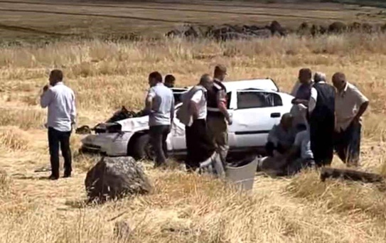 Siverek'te otomobil takla attı: 2 yaralı