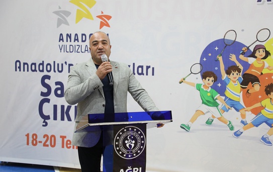 Ağrı'da ANALİG Badminton Heyecanı