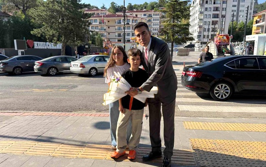 Kızılcahamam'da Bayrak Değişimi