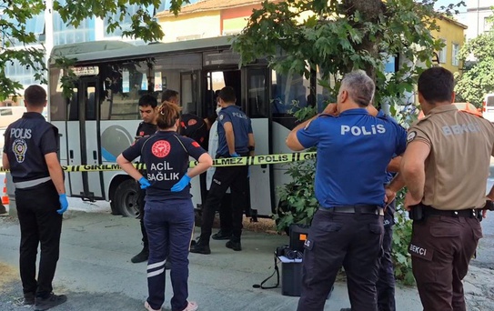 İstanbul'da 3 gündür aranan adam park halindeki servis aracında ölü bulundu