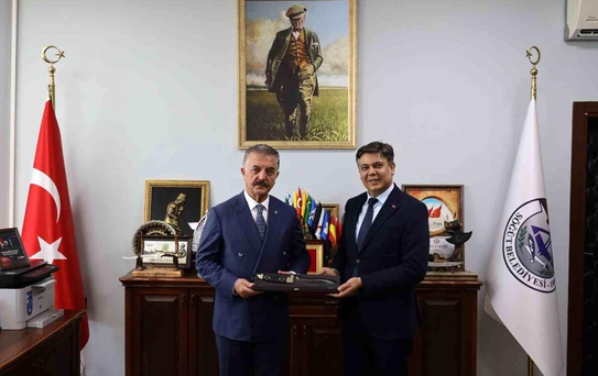 MHP Genel Sekreteri Büyükataman Söğüt'te temaslarda bulundu