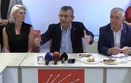 Özel'den 'Sıra size de gelecek mi?' sorusuna dikkat çeken yanıt