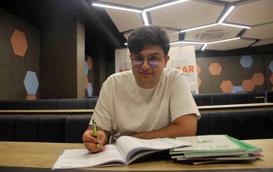 Şanlıurfa'dan YKS Birincisi: Miraç Koşar