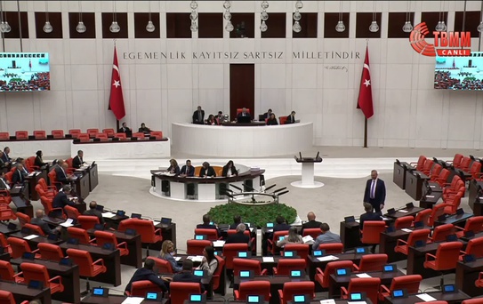 CHP'li Emir: İftiracıya 1,5 Milyar Liralık İhale