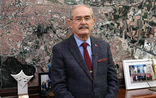 Yılmaz Büyükerşen CHP'den istifa etti