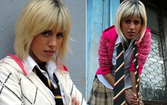 Arka Sıradakiler'in Özge'si yıllar sonra bikinili pozlarıyla gündemde