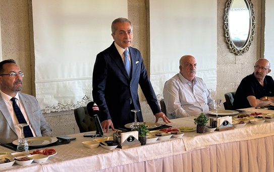 Vali Kök'ten Gazeteciler Günü Kutlaması