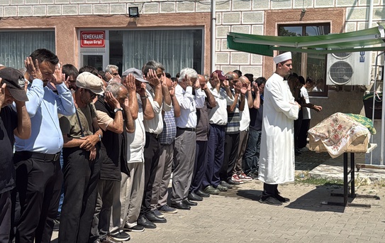 Safranbolu'da trafik kazası: Karı-koca hayatını kaybetti