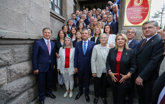 YENİ Parti'nin Yeni Yönetimi Belirlendi
