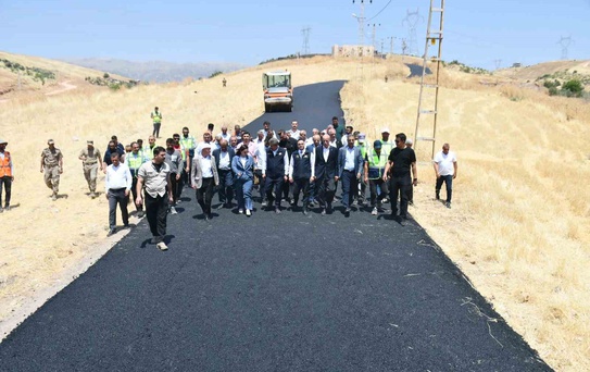 Şırnak’ta köy yollarında asfalt seferberliği: 2026’da 150 kilometrelik yol ağı yenileniyor