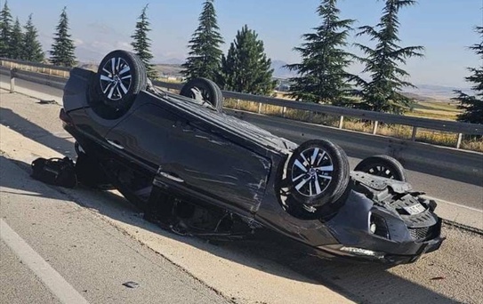 Afyonkarahisar'da Kaza: 8 Yaralı