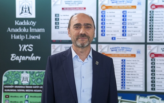 Muammer Rasih Efe'den İki Türkiye Derecesi
