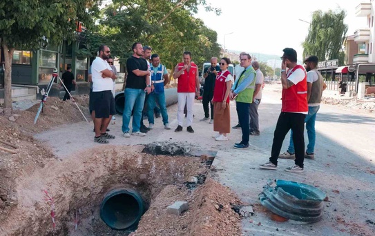 Başkan Köksal Aras mahallelerde yürütülen çalışmaları yerinde inceledi