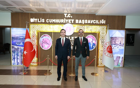 Bitlis Valisi'nden Yeni Başsavcıya Ziyaret