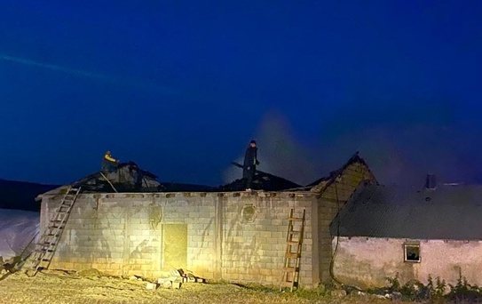 Muş'ta Ahır Yangını: 6 Kişi Hastaneye Kaldırıldı