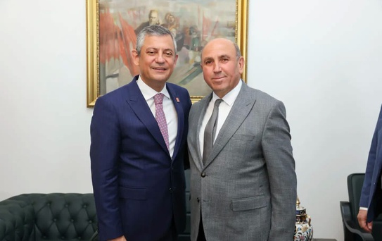 Sarıgöl Belediye Başkanı Tahsin Akdeniz CHP’den istifa etti