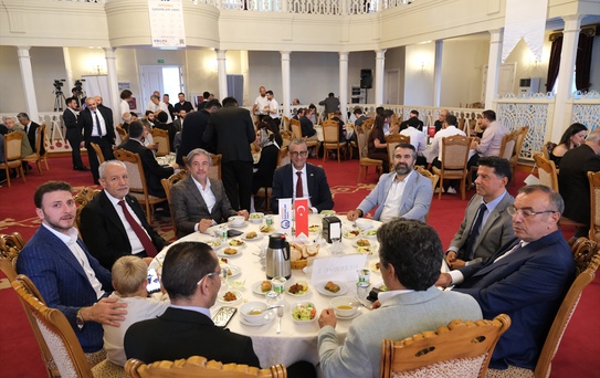 Türk ve Tunuslu İş İnsanları İstanbul'da Buluştu