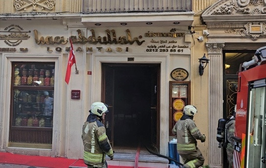 İstiklal Caddesi'nde Restoran Yangını