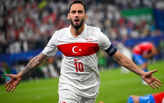 İmzalar atıldı! Hakan Çalhanoğlu'nun kuzeni de artık Süper Lig'de