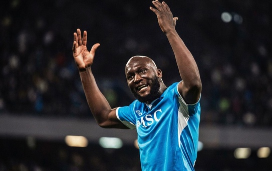 Süper Lig devleriyle anılan Lukaku, Türkiye'ye geldi