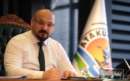 Atakum Belediye Başkanı Serhat Türkel, YENİ Parti'ye katıldı