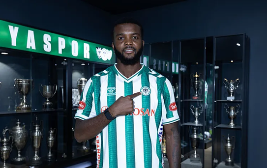 Konyaspor, Savunmasını Güçlendirmek İçin Awaziem'i Transfer Etti