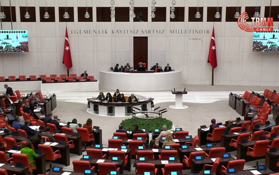 TBMM Genel Kurulu'nda belediye operasyonları tartışması