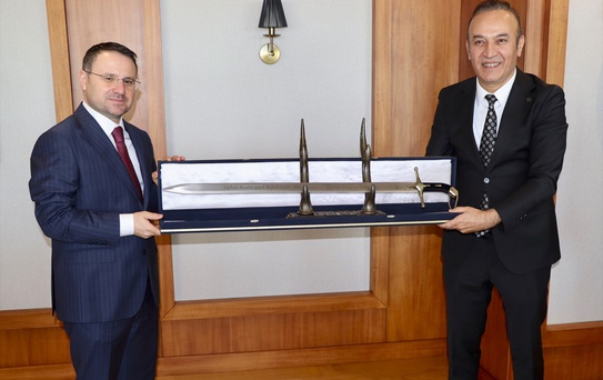 Adalet Bakanı Gürlek Küçükçekmece'de