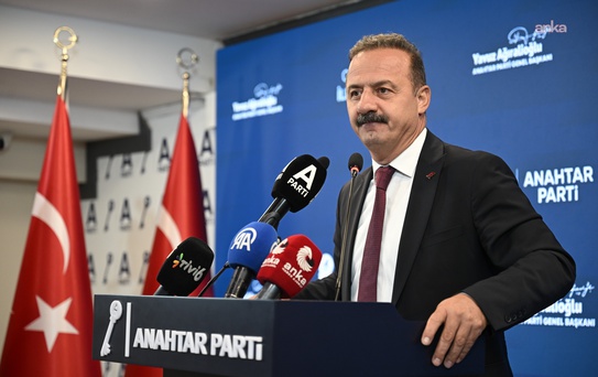 Ağıralioğlu'ndan Kıbrıs'ta İki Devletli Çözüm Vurgusu